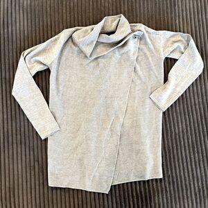NEW Tamari Sweater Wrap with Snap & Toggle Closure • Women’s XS
